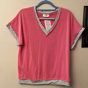 Lovely Melody Pink Short Sleeve Ribbed Top with Cheetah Patterned Edges 🆕